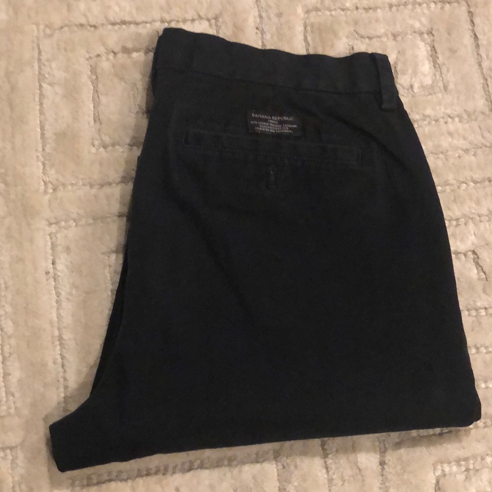 Banana Republic Emerson Chino • Black • 31/32
